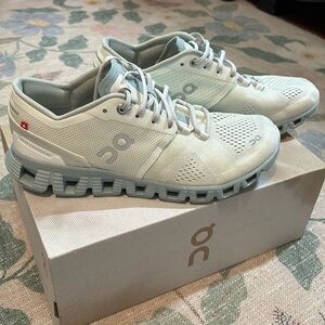 Cloud X Athletic Shoes